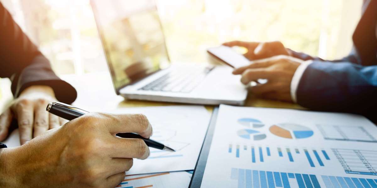 The Financial Warning Signs Most Founders Ignore Until It’s Too Late