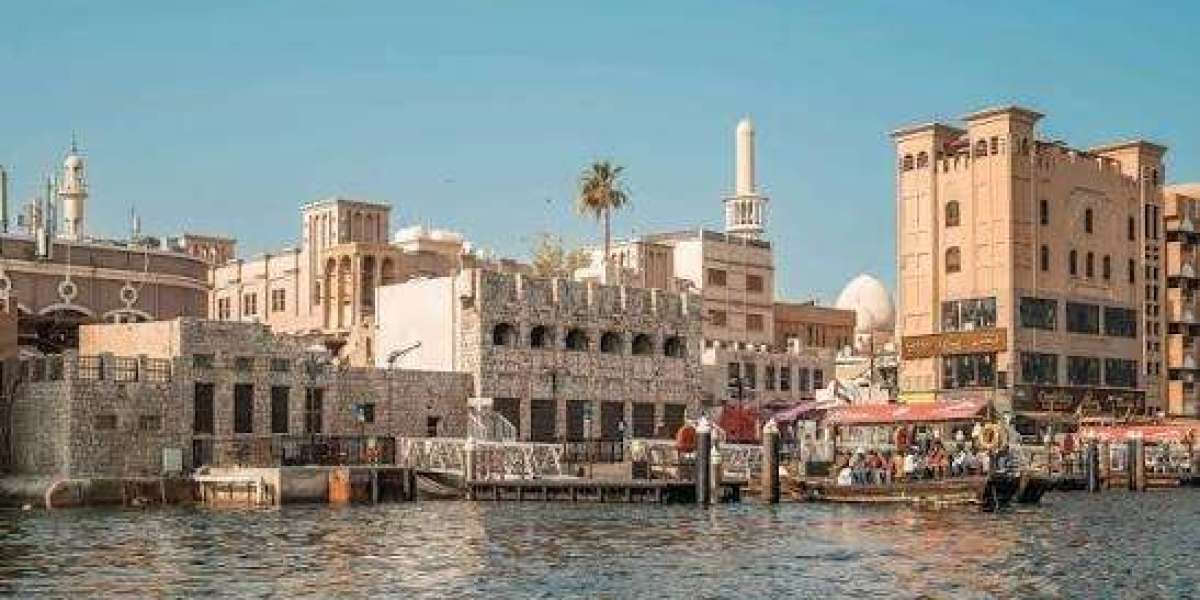 Bur Dubai Area Guide: Culture, Living, Property